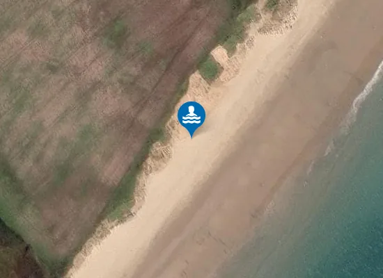 Satellite image of Tinnaberna Beach