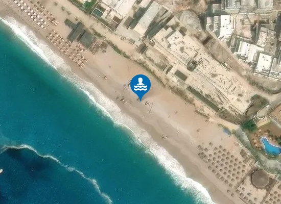 Satellite image of Plazhi publik