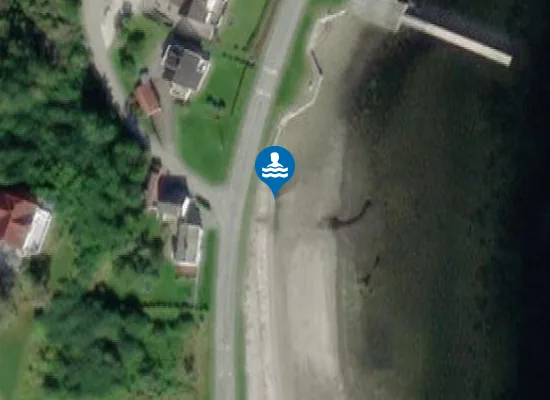 Satellite image of Høybakken badestrand