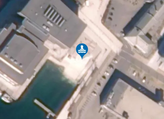 Satellite image of Møhlenpris badeplass
