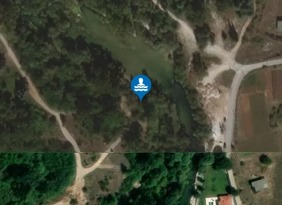 Satellite image of Crni vir