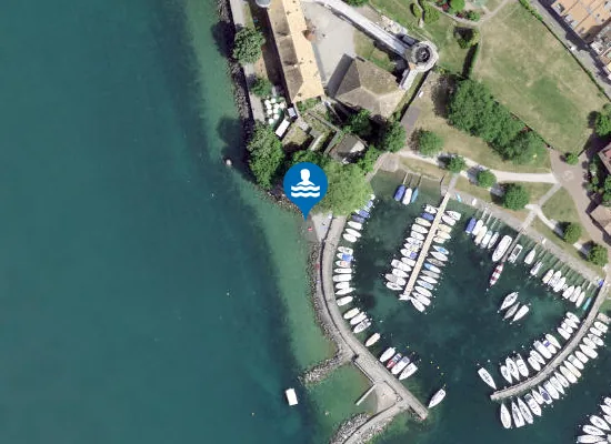 Satellite image of Bain des Hommes