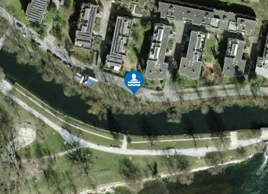 Satellite image of Flussbad Au-Höngg