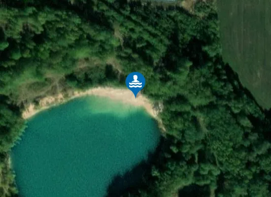 Satellite image of Pláž lom Břasy
