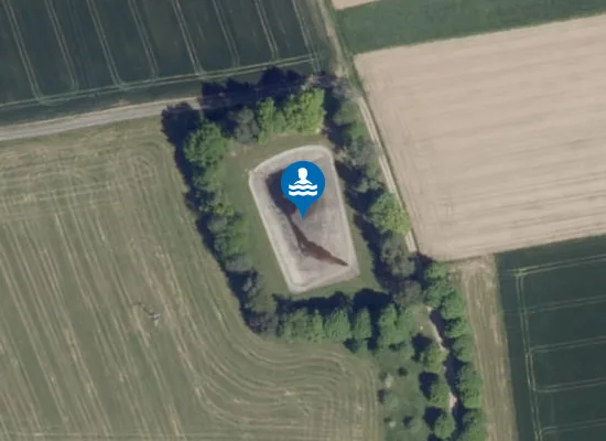 Satellite image of Heinrichskirchener Badeweiher