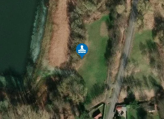 Satellite image of Badewiese Löhmer Chaussee