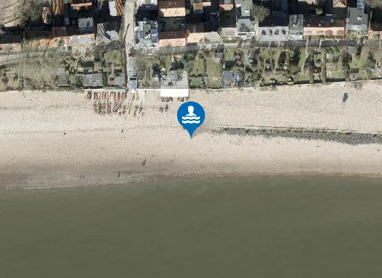 Satellite image of Övelgönne