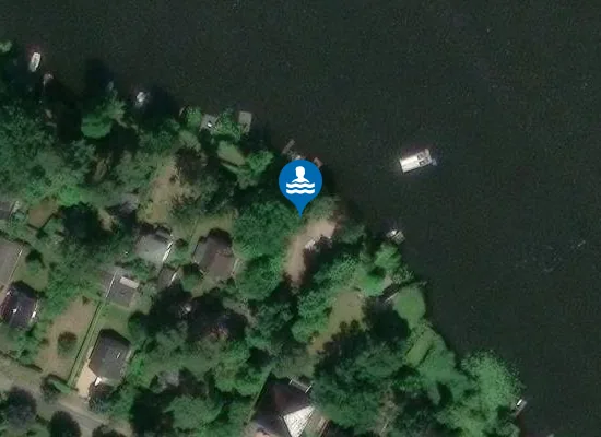 Satellite image of Badestelle Akazienalle