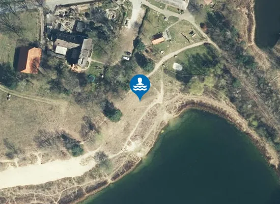 Satellite image of OLDENSTAEDTER SEE BADESTRAND KIOSK HINTEN
