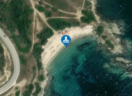 Satellite image of Achlada Beach