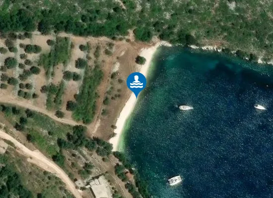 Satellite image of Plati Beach Port