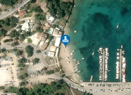 Satellite image of Alipa beach