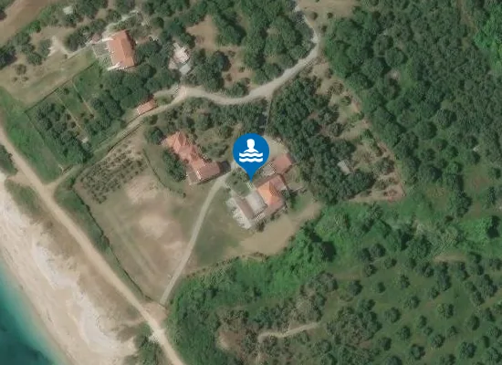 Satellite image of Artolithia Beach