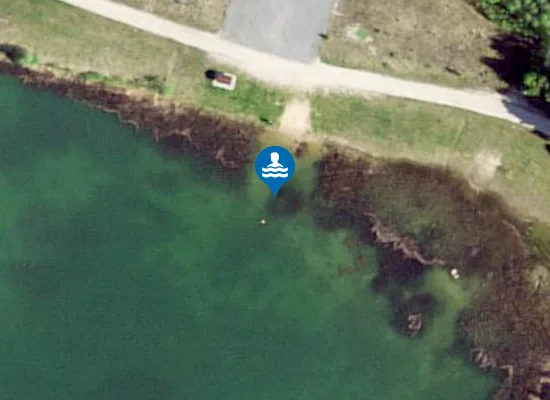 Satellite image of Kullamaa ujumiskoht