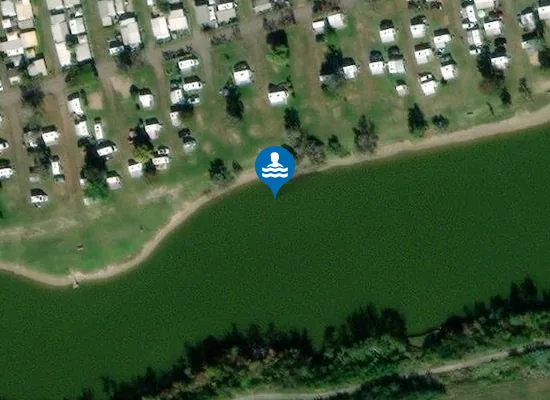 Satellite image of BADEWEIHER AUF DEM KNAUS