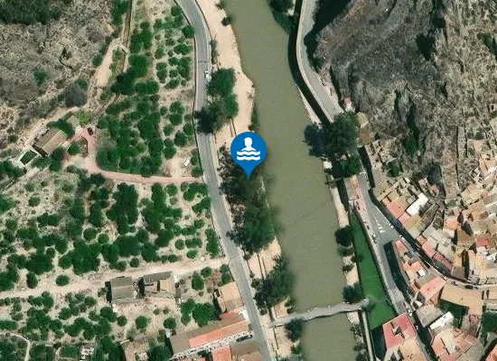 Satellite image of Zona de Baño "El Arenal"