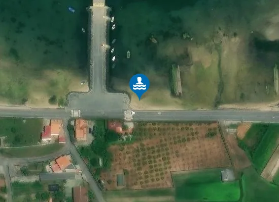 Satellite image of Praia do Peirao