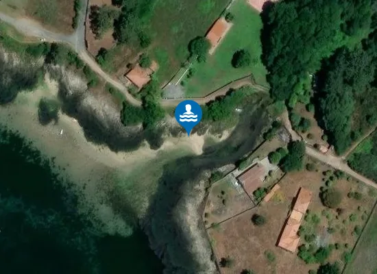 Satellite image of Praia de Redemuíños