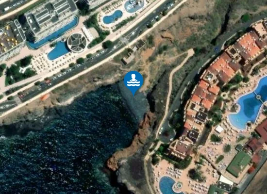 Satellite image of Playa las Salinas