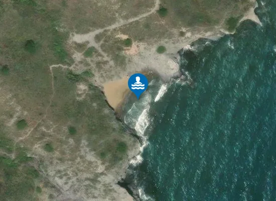 Satellite image of Las Cañas