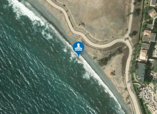 Satellite image of Playa de las mujeres