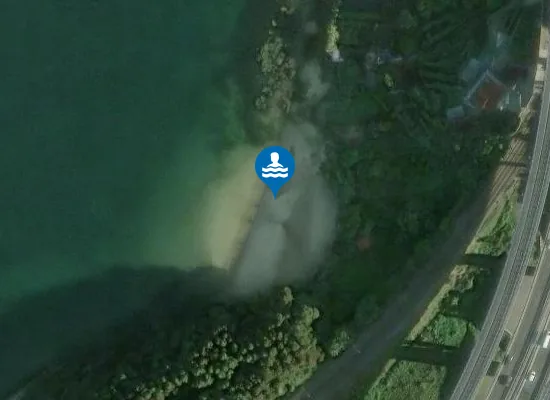 Satellite image of Praia da Area de Cabanas