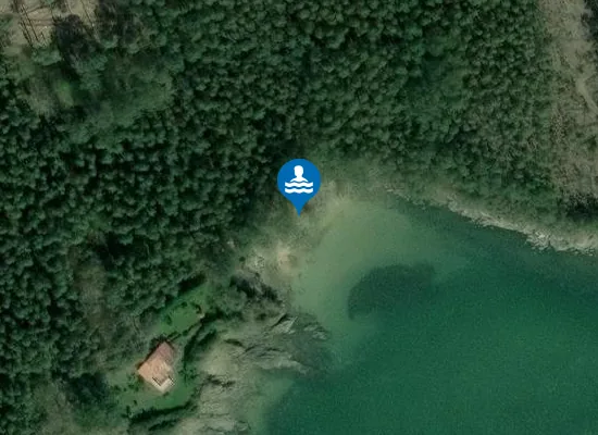 Satellite image of Praia do Fabriquín