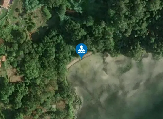 Satellite image of A Ribeira da Comboa
