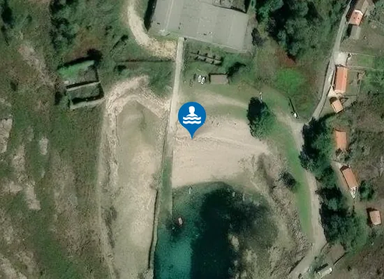 Satellite image of Praia de Caneliñas