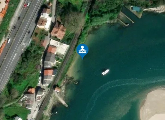 Satellite image of Praia das Xuvias