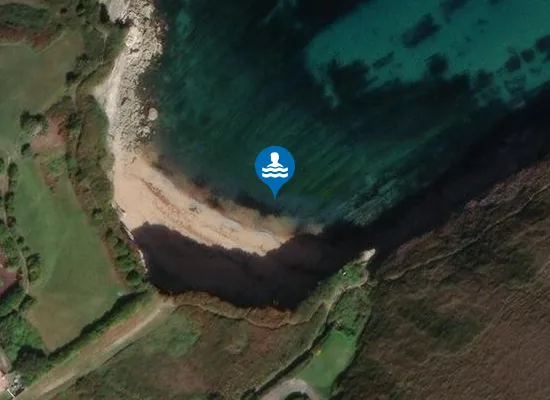 Satellite image of Playa de Covachos
