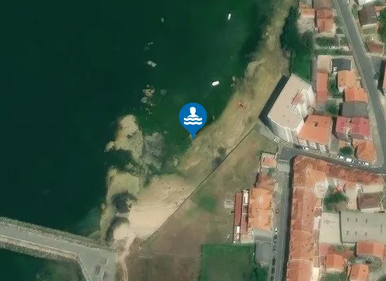Satellite image of Praia da Carteleira