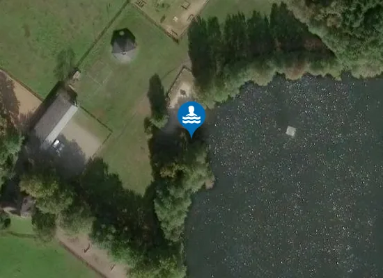 Satellite image of TEICH PONYPARK PADENSTEDT KREIKENBOHM