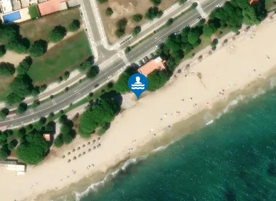 Satellite image of Platja de l'Esquirol
