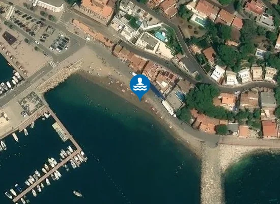 Satellite image of La Platgeta