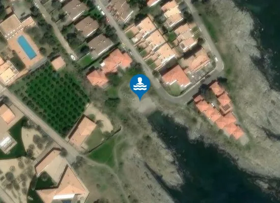 Satellite image of Platja d'en Sanés
