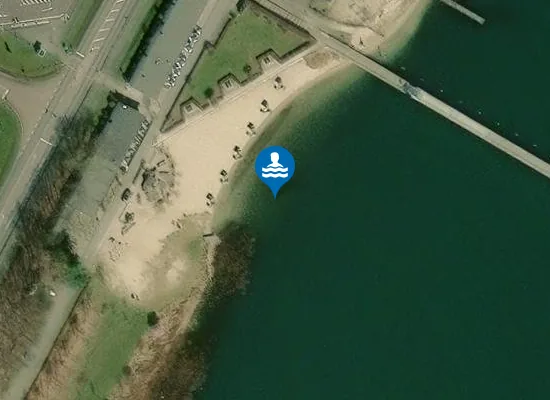 Satellite image of GROSSE GOITZSCHE BERNSTEINSEE AM PEGELTURM