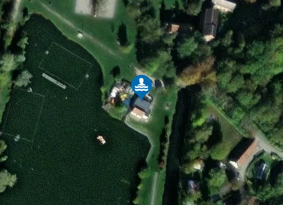 Satellite image of Base nautique de Lœuilly