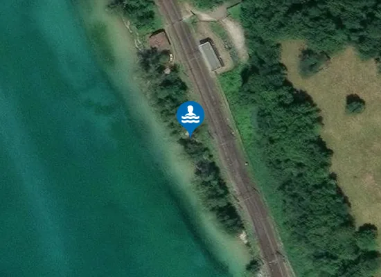 Satellite image of Naturistes