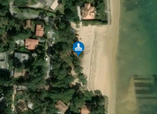 Satellite image of Place du Ralliement