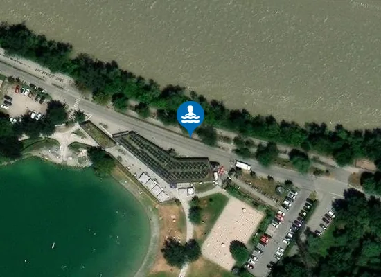 Satellite image of BADESEE ROSSAU, OST