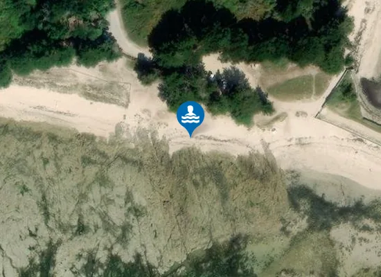 Satellite image of Plage Ty Guard