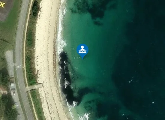 Satellite image of Plage de l'Aérodrome