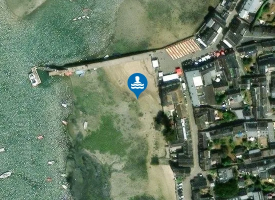 Satellite image of Plage du port