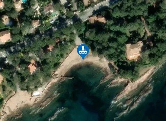 Satellite image of Plage de la Pescade