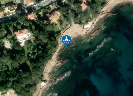 Satellite image of Plage du Val Fleury