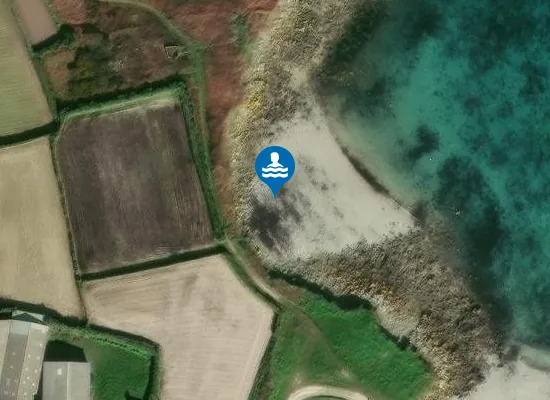 Satellite image of Porz Kavou