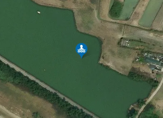 Satellite image of Plage de la Luzéronde