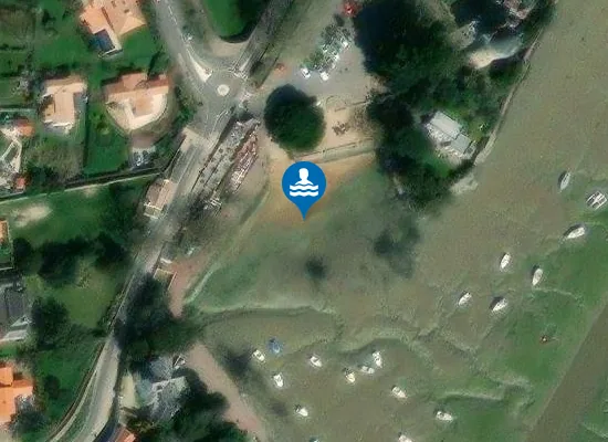 Satellite image of Plage du Château