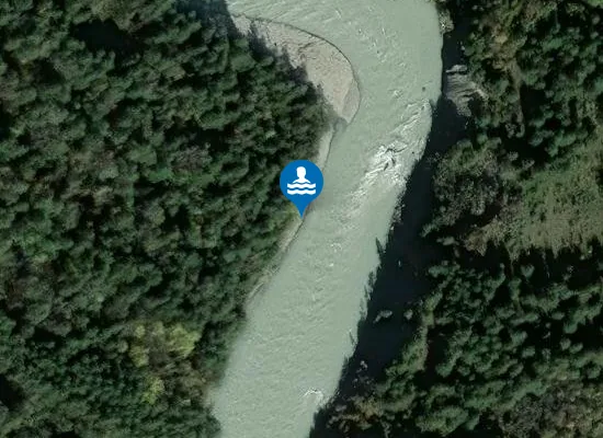 Satellite image of L'Estang beach